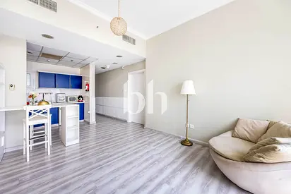 Multiple cheques | High Floor | Upgraded