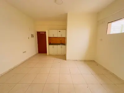 Bigger Studio Near Rolla Bus Station Only 14k*