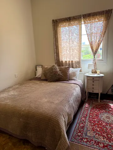 IKEA queen size bed with storage with mattress and bed side table 160 * 200