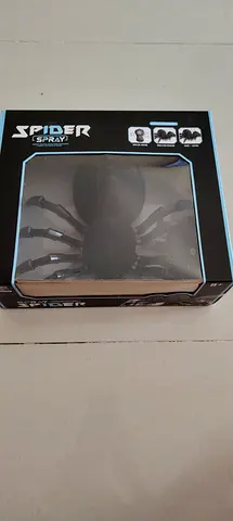 Remote spray spider toy (boxed)