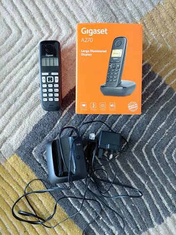 Gigaset A270 cordless landline phone with charger and box - working