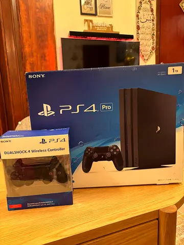 Playstation 4pro 1TB with original controller