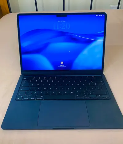 MacBook Air M2 2022