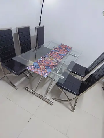 Dinning table set with 6 chairs
