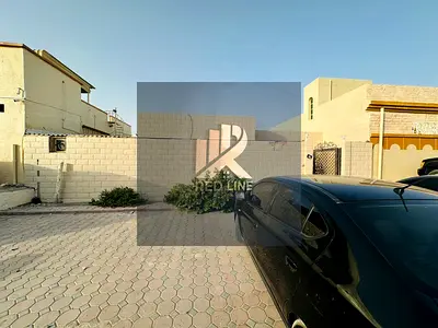 🔥🏡 فيلا فخمة للإيجار في الغافية | Luxury Villa for Rent in Al Ghafia 🏡🔥  ✨ فرصة ذهبية لعشاق الفخامة والمساحات الواسعة ✨ 📍 موقع استراتيجي على شارع