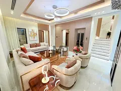 Villa with a rooftop, elevator, electricity, water, and air conditioning. Freehold ownership for all