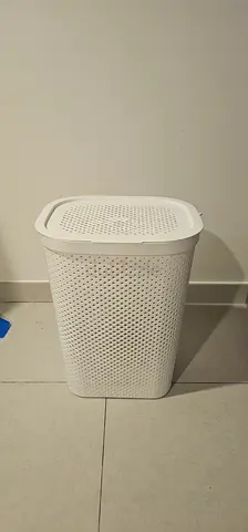 White Plastic Laundry Hamper with Lid - Good Condition