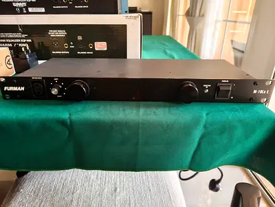 Power Conditioner Furman M-10Lx E
