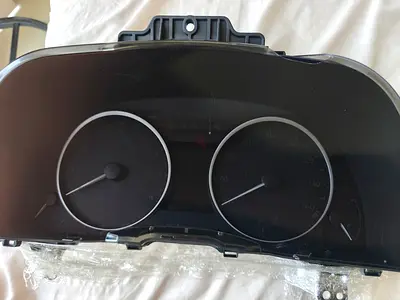 Lexus ES Cluster US specs