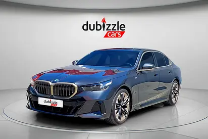 صورة مصغرة 3 لـ 2024 BMW 5-SERIES