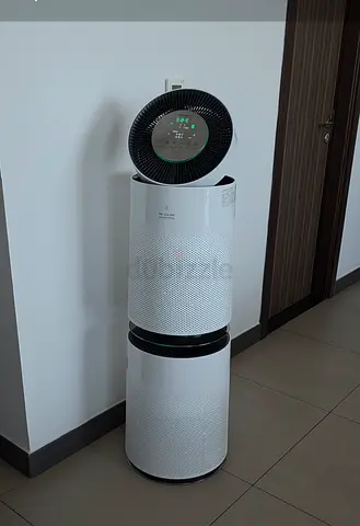 Dyson-style Tower Air Purifier (Good Condition), LG Model AS10GDWH0