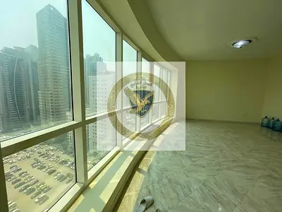 Air conditioning + free parking | One month free | Spacious | Prime location