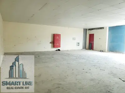 limited offer, 1300 sqft Warehouse available for rent in cheap price just 70k by 4 Cheques