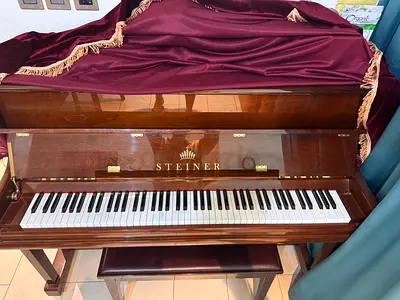 Steiner HU-123B Upright Piano - Brown (Includes Bench  Tuning)