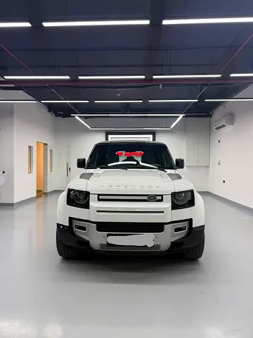 2023 Land Rover Defender 110 HSE | GCC Specs | Low Mileage