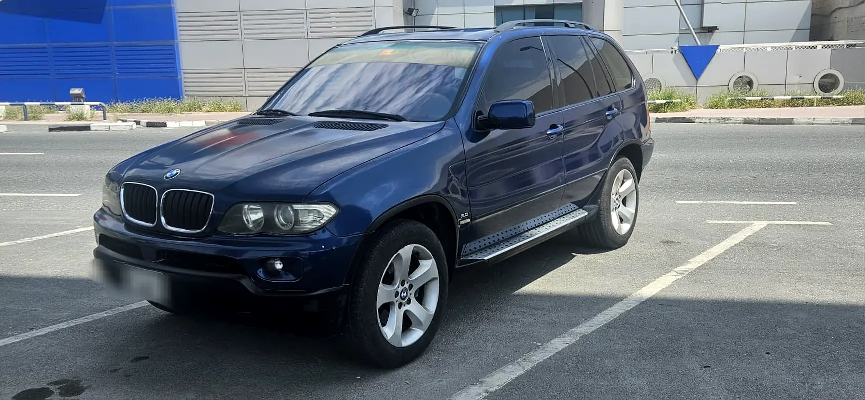 BMW X5 2004 — photo 1 of 19