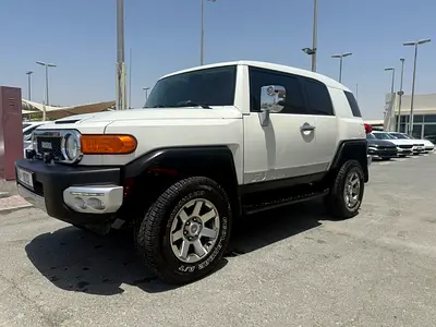 Toyota FJ Cruiser 2013 GXR | GCC Specs | Excellent Condition