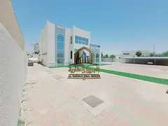 Luxurious 5BHK Villa | Maidroom &amp; Driver Room 2 Majlis | 135k