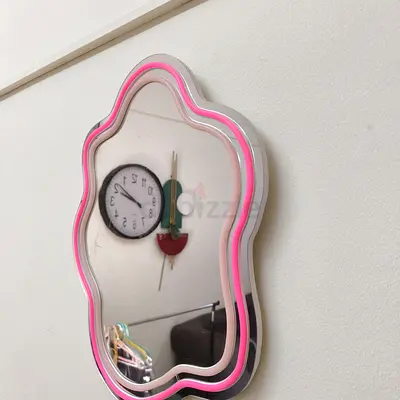 Decorative Pink LED Wall Mirror — Modern Wavy Frame
