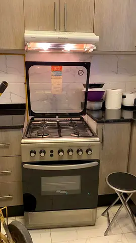 Super general gas cooker 4 hobs