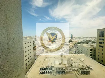 غرفة وصالة مع تكييف علي المالك \ مساحات واسعة \بناء عائلي \ اطلالة مفتوحة \ صيانة مجانية \ تسهيلات في السداد \ قريب من جميع الخدمات