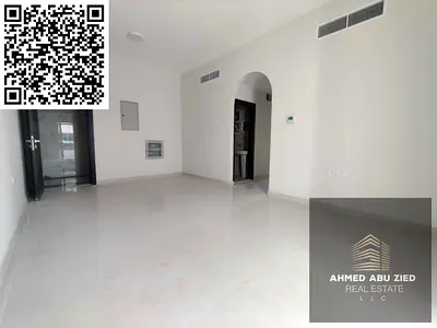 افخم غرفتين وصاله مع 3 حمام اول ساكن بلكونه اطلاله مفتوحه مع تكيف مركزي صيانه كامله علي المالك طول فترة الايجار قريب من جميع المخارج لدبي والشارقة بجو
