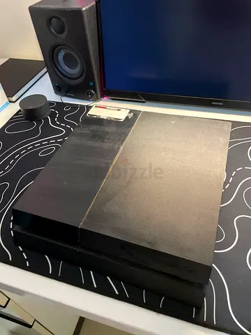 PS4 For sale - Fat - 512GB