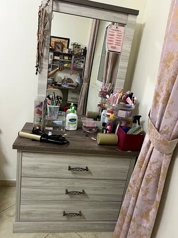 Wooden Dresser with Large Mirror and 3 Drawers - Light Grey