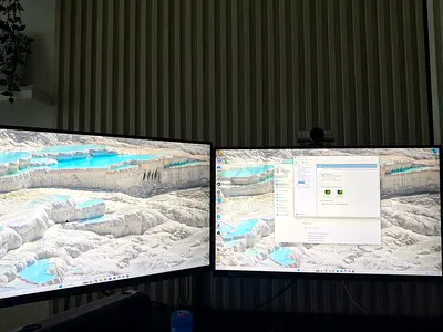 2 MSI G274QPX Gaming Monitor 240Hz perfect condition