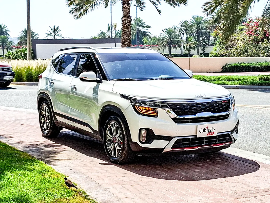 Kia Seltos 2023 — photo 1 of 15