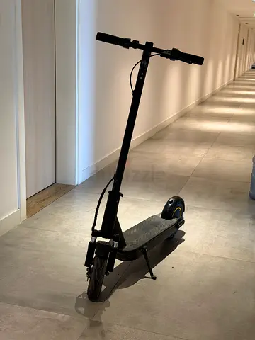 Used electric kick scooter - good condition, foldable deck, Dubai pick-up