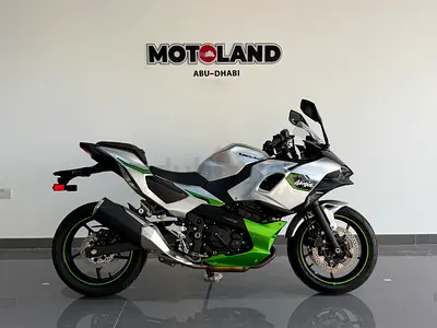 KAWASAKI NINJA 7 HYBRID 2025 in Abu Dhabi