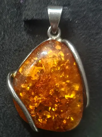 Italian Silver pendant with original Amber.