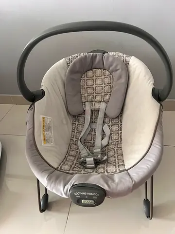 Graco GentleMotion Baby Swing - Good Condition