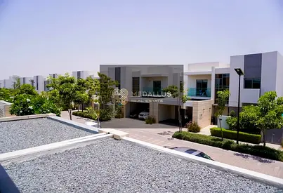 Ready 3bhk Luxury Family Living | Prestigious Community | High Demand Property | Perfect location