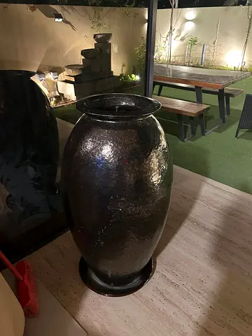 Large Decorative Garden Water Jar / Planter (Dark Glazed Finish)