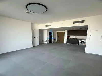Elegant Interiors | Great Views | Ready Apartment