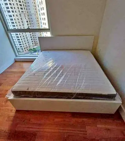 Ikea malam bed with ikea mattress king size 180 x200cm