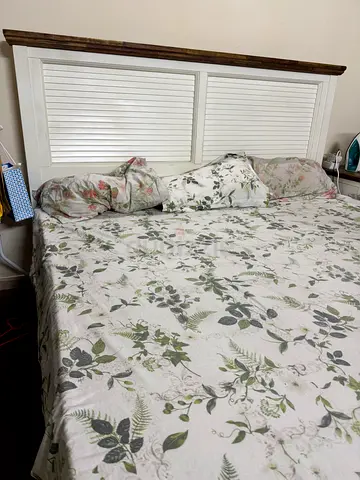 King size bed frame with mattress