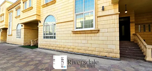 SPACIOUS-4BHK+MAID-VILLA