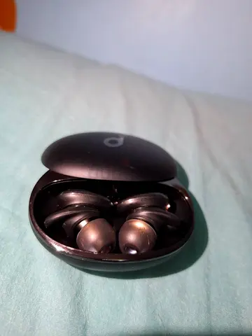 Soundcore liberty 3  Pro with active noise cancellation wireless earphones with charging case - used