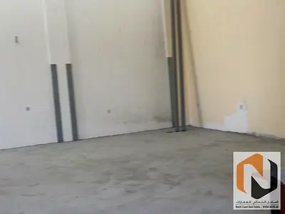 للبيع – 6 مستودعات في الصجعة الصناعية – الشارقة