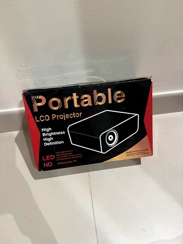 Lcd projector BRAND NEW