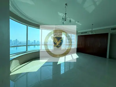 تكييف مجانا-غرفه خادمه-3غرف وصاله-اطلاله بحيره-مساحات واسعه-تاور عائلي-خزائن بالحائط-ستور توزيع-مطبخ باطلاله-5حمام-قريبه علي مخرج دبي