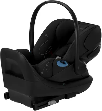 Black Infant Car Seat with ISOFIX Base - Good Condition. barely used