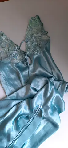 light green satin nightdress /  free / to ladies only