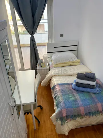 Private room with huge balcony available 1st June