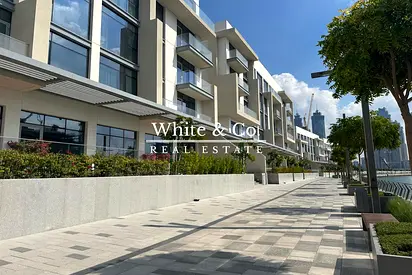 Upgraded | Canal Views | Fully Furnished