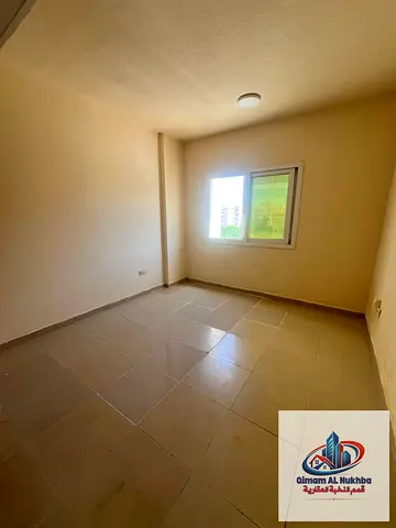للايجار السنوي اكبر مساحه استوديو في الشارقه منطقه القليعه اطلاله مفتوحه تكييف وغاز مركزي موقع استراتيجي قريب لكافه الخدمات والمراكز التجاريه