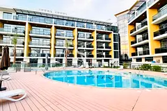Near Mall | Low Floor | Near Exit | Near Park